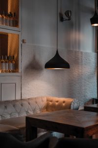 interiorisme 2023 - pareds amb textures